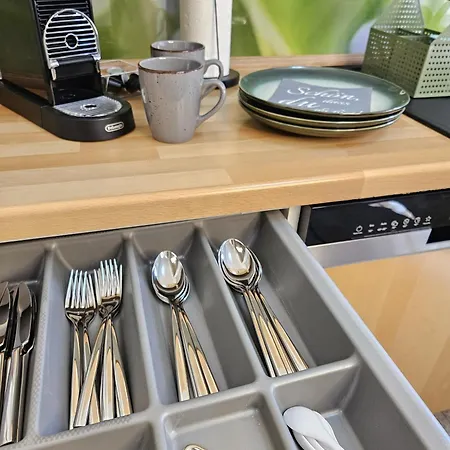 Sunshine - Mit 3 Schlafzimmern, Businesswohnung, Pendler, Monteurzimmer Und Familien Nähe * Salzgitter