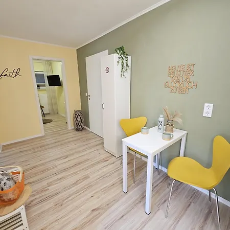 Apartment Sunshine - Mit 3 Schlafzimmern, Businesswohnung, Pendler, Monteurzimmer Und Familien Nähe Salzgitter