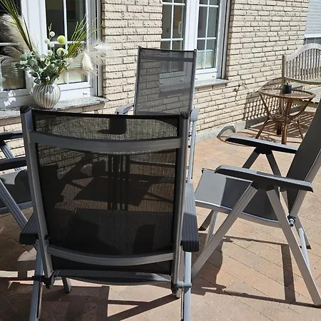 Sunshine - Mit 3 Schlafzimmern, Businesswohnung, Pendler, Monteurzimmer Und Familien Nähe * Salzgitter