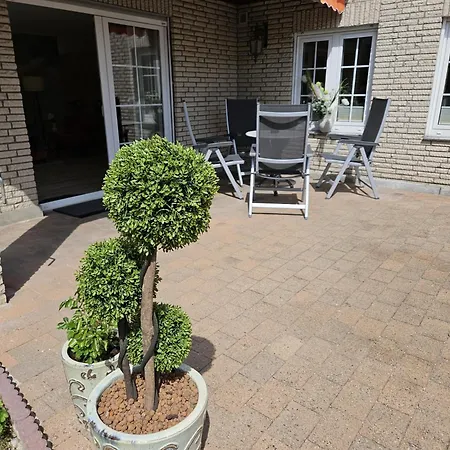 Sunshine - Mit 3 Schlafzimmern, Businesswohnung, Pendler, Monteurzimmer Und Familien Nähe * Salzgitter