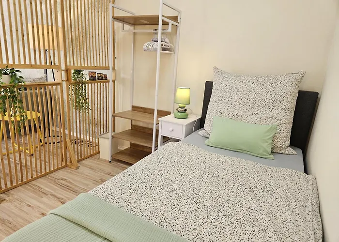 Sunshine - Mit 3 Schlafzimmern, Businesswohnung, Pendler, Monteurzimmer Und Familien Naehe 萨尔茨吉特