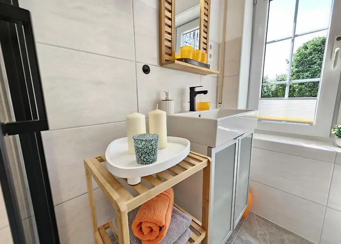 公寓 Sunshine - Mit 3 Schlafzimmern, Businesswohnung, Pendler, Monteurzimmer Und Familien Naehe