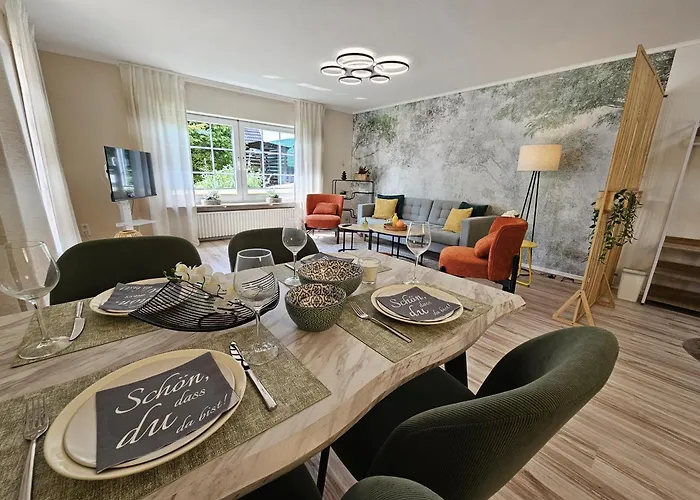 Sunshine - Mit 3 Schlafzimmern, Businesswohnung, Pendler, Monteurzimmer Und Familien Naehe 公寓 萨尔茨吉特